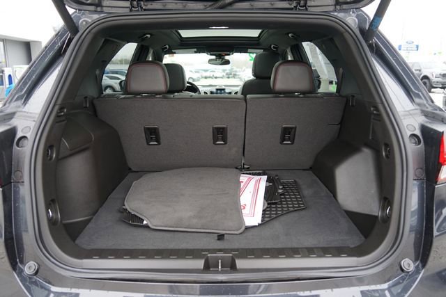 Used 2022 Chevrolet Equinox RS w/ RS Leather Package image 7