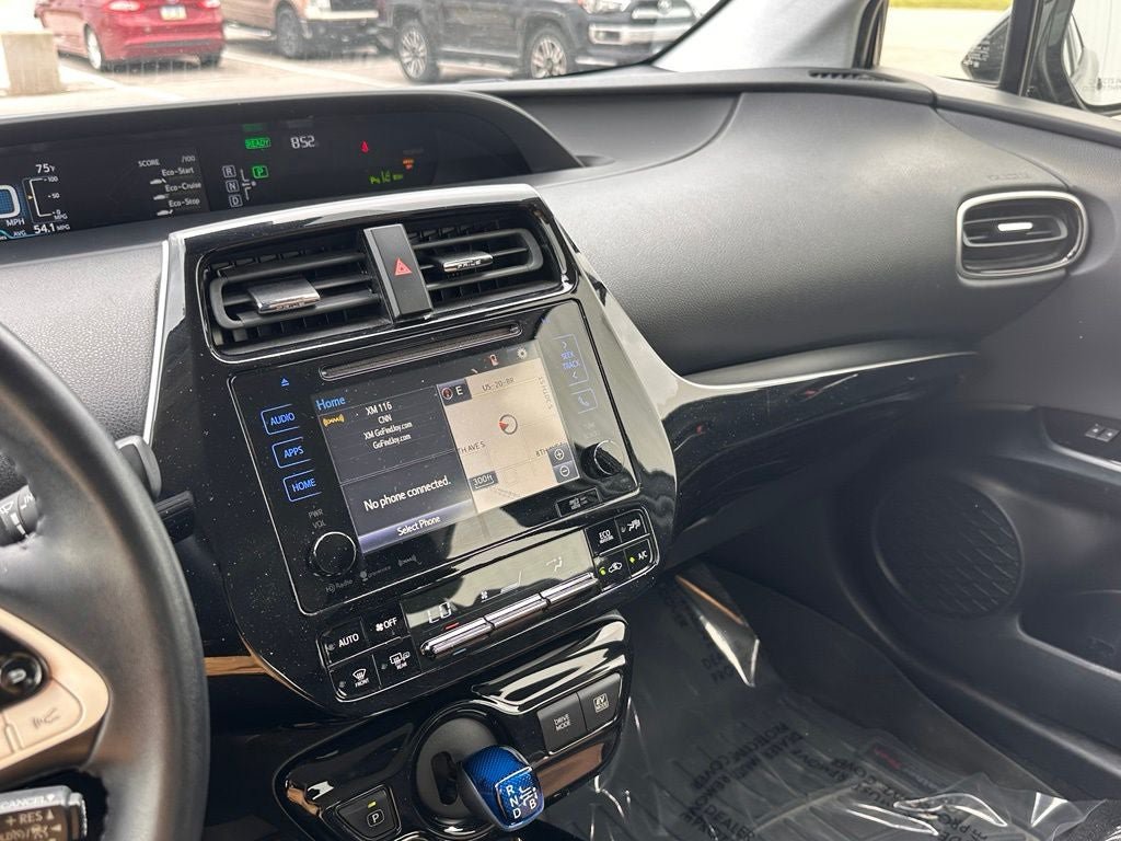 Used 2018 Toyota Prius Three FWD image 25