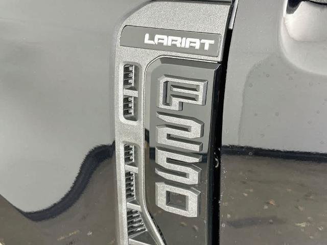 Certified 2025 Ford F250 Lariat w/ Lariat Ultimate Package AWD/4WD image 7