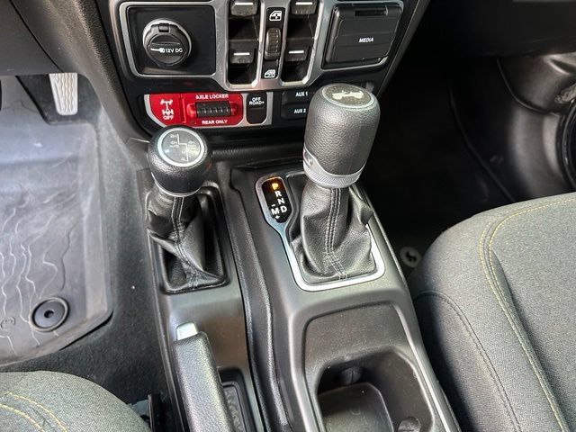 Used 2024 Jeep Wrangler Unlimited AWD/4WD image 20