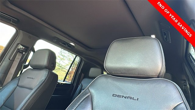 Used 2022 GMC Yukon XL Denali image 32