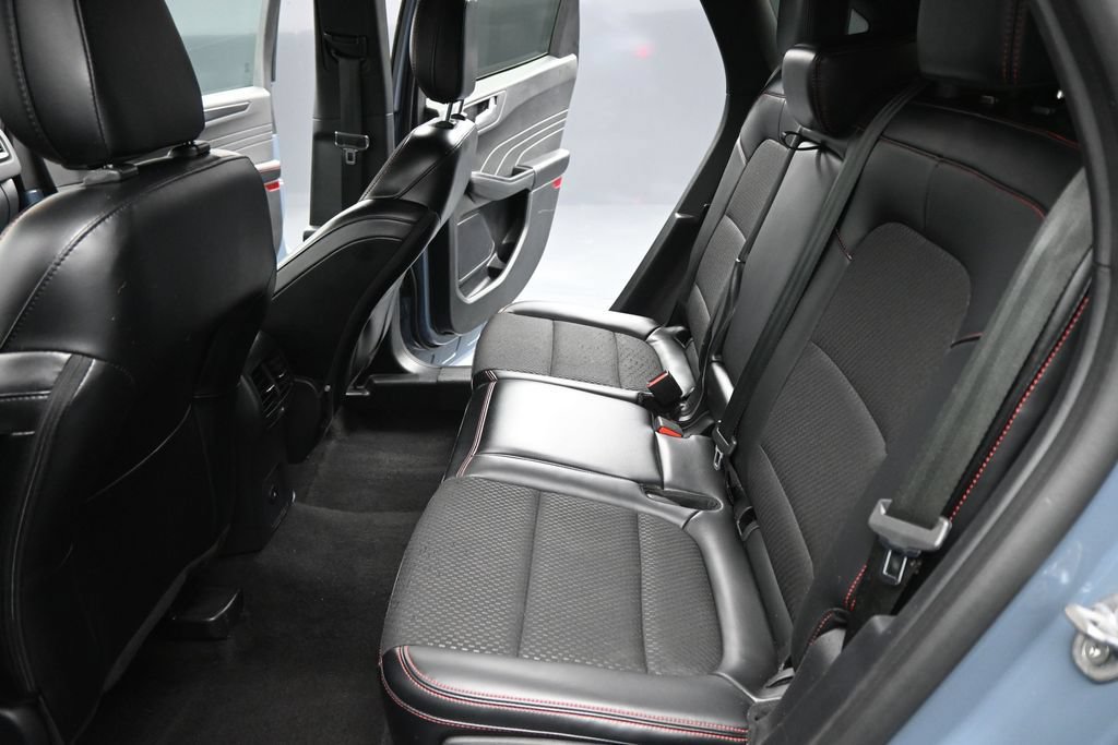 Certified 2024 Ford Escape ST-Line w/ Tech Pack #1 FWD image 16