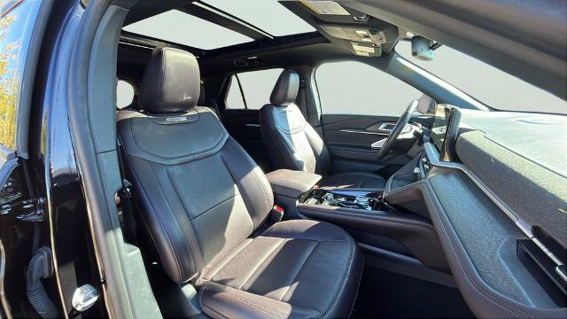 Certified 2025 Ford Explorer Platinum AWD/4WD image 23
