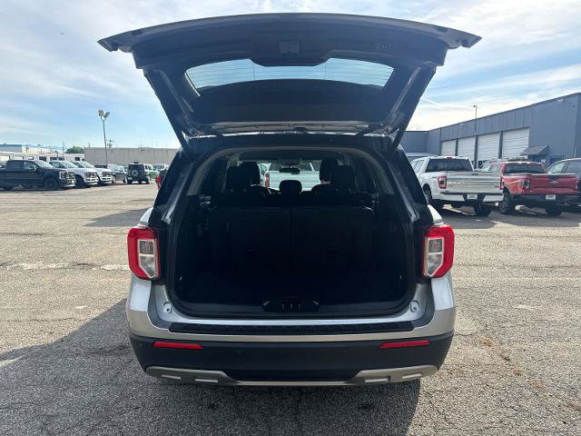 Certified 2023 Ford Explorer XLT w/ Equipment Group 202A AWD/4WD image 15