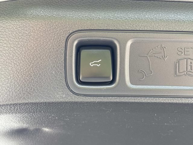 Certified 2024 Ford Expedition XLT AWD/4WD image 13