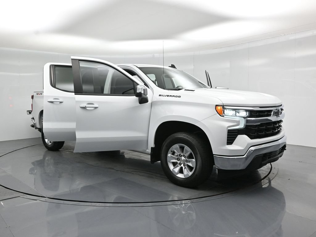 Used 2023 Chevrolet Silverado 1500 LT w/ LPO, Dark Essentials Package AWD/4WD image 26