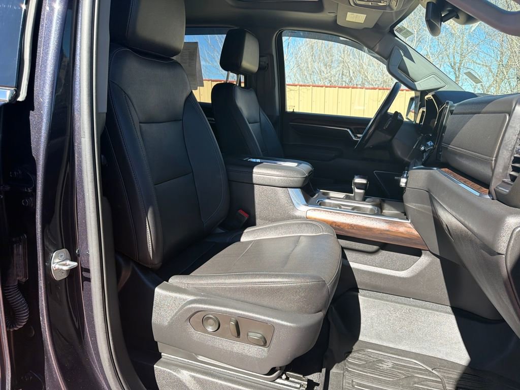 Used 2022 GMC Sierra 1500 SLT w/ SLT Premium Plus Package AWD/4WD image 35