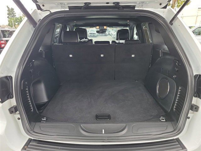 Used 2021 Jeep Grand Cherokee Laredo X image 24