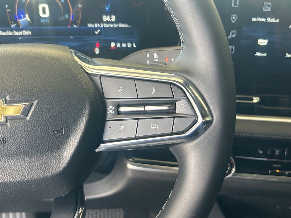 Used 2025 Chevrolet Equinox LT image 38