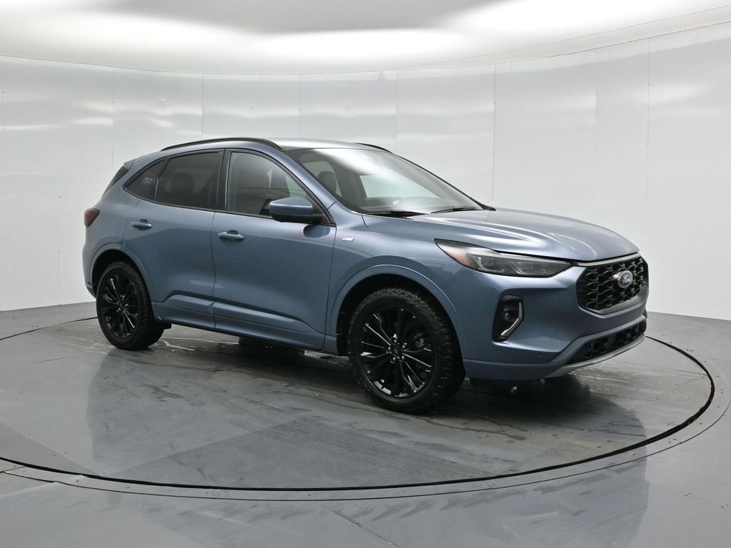 Certified 2023 Ford Escape ST-Line Elite image 3