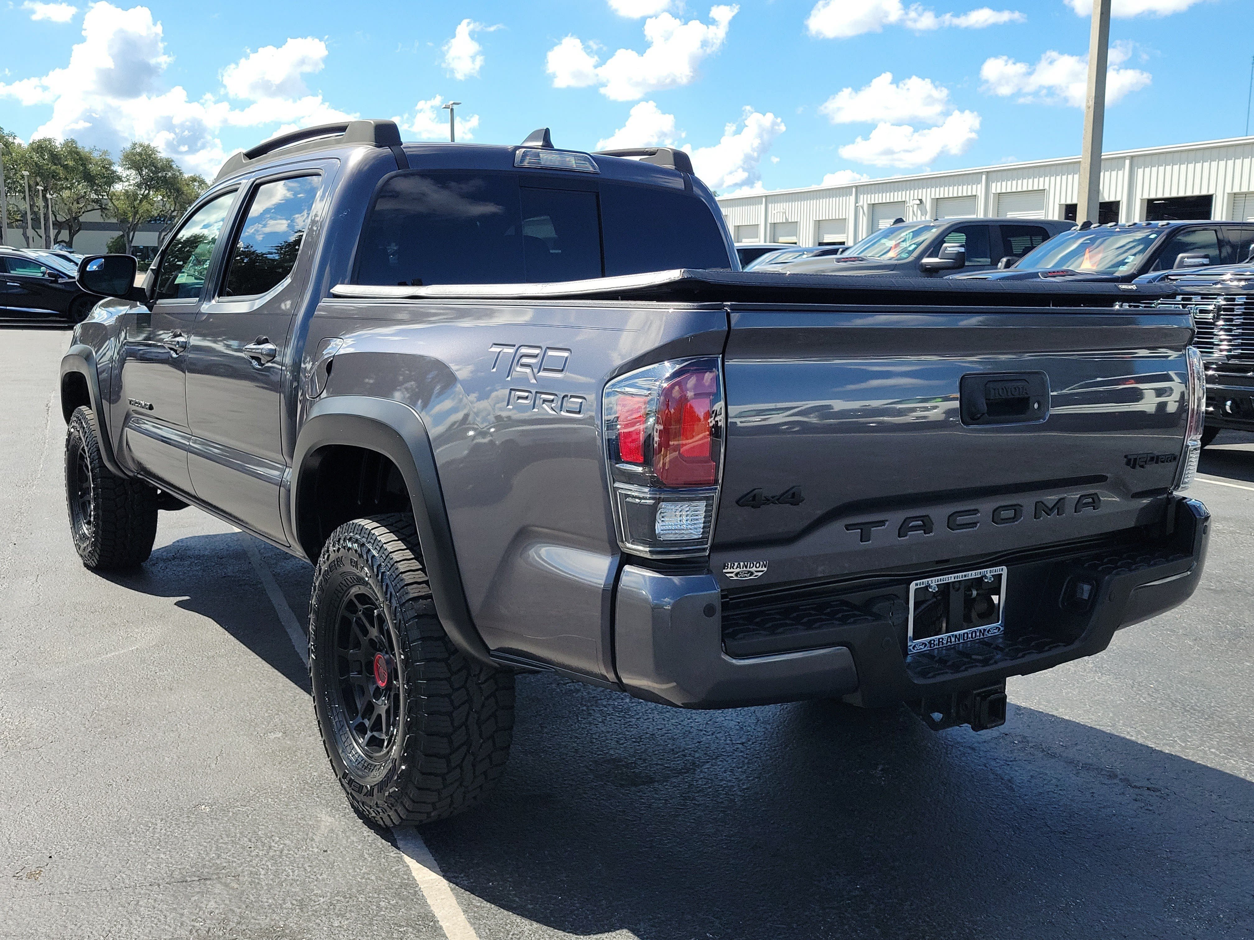Used 2022 Toyota Tacoma TRD Pro AWD/4WD image 7