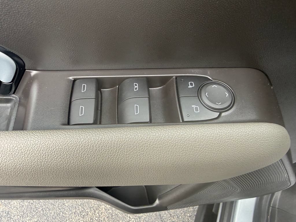 Used 2024 Chevrolet Colorado ZR2 w/ ZR2 Convenience Package III AWD/4WD image 13