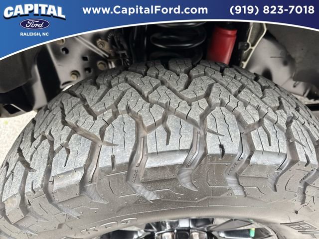 Certified 2022 Ford F250 Lariat w/ Tremor Off-Road Package AWD/4WD image 14