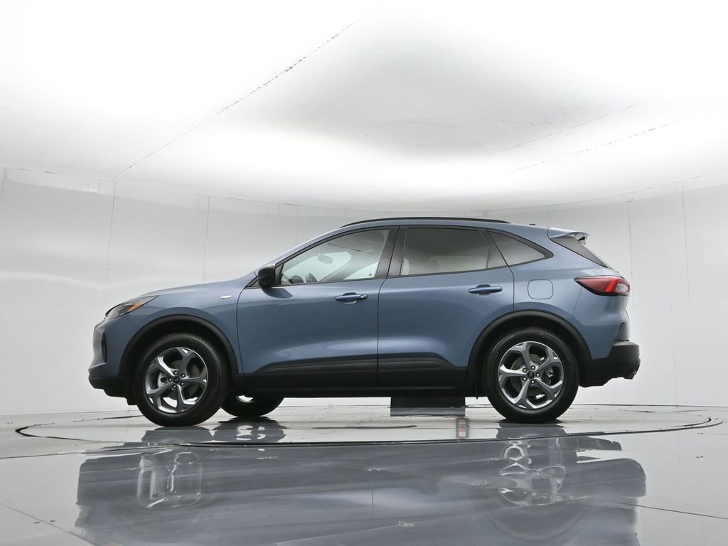 Certified 2025 Ford Escape ST-Line FWD image 54