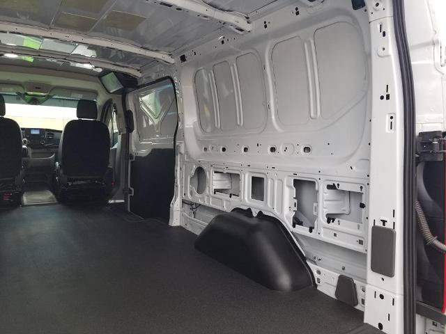 Certified 2023 Ford Transit 250 Low Roof RWD image 7