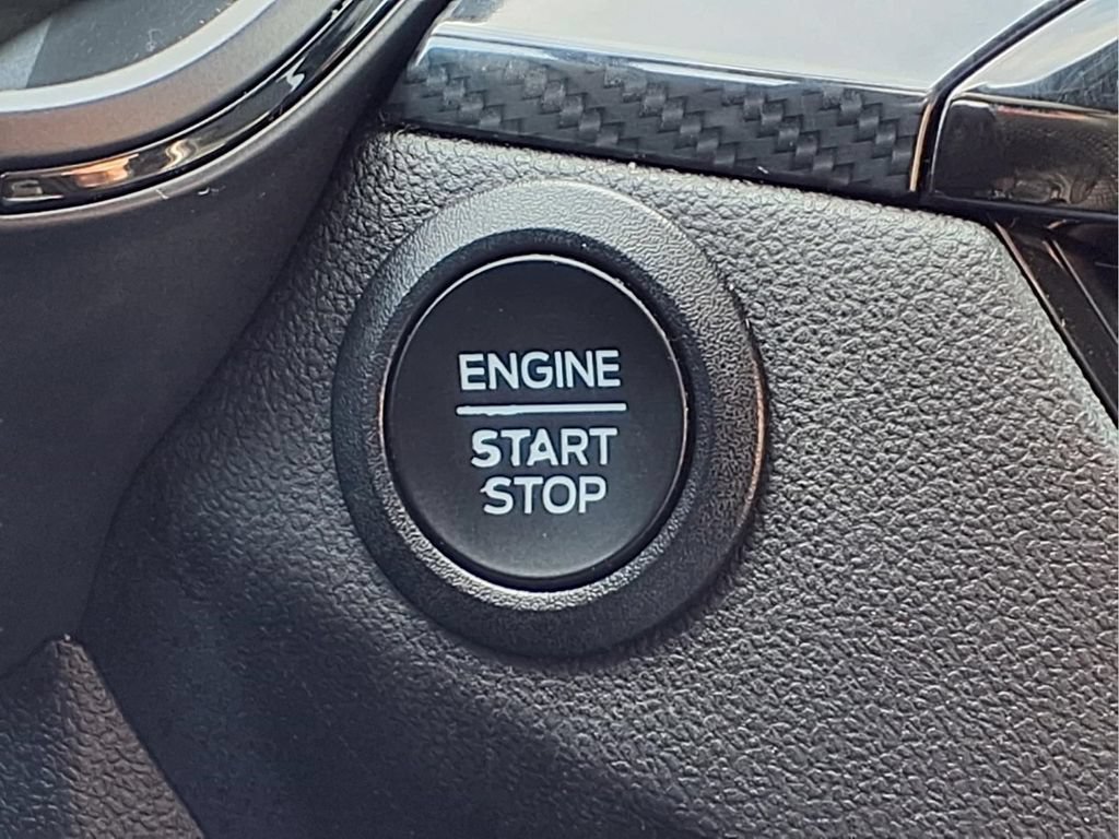 Certified 2023 Ford Escape ST-Line AWD/4WD image 22