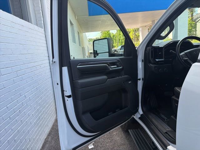 Used 2024 Chevrolet Silverado 2500 LTZ w/ LTZ Plus Package AWD/4WD image 9