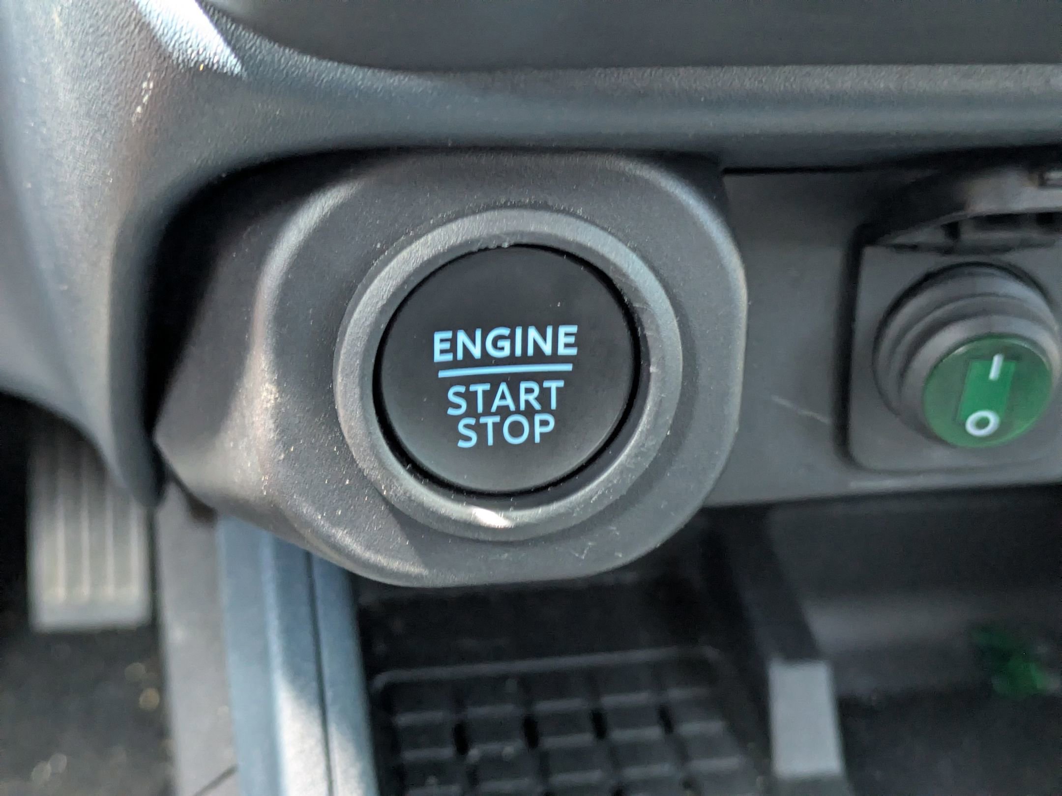 Certified 2025 Ford Maverick Lariat w/ 4K Tow Package image 25