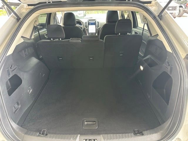 Certified 2023 Ford Edge SE w/ Black Appearance Package AWD/4WD image 15