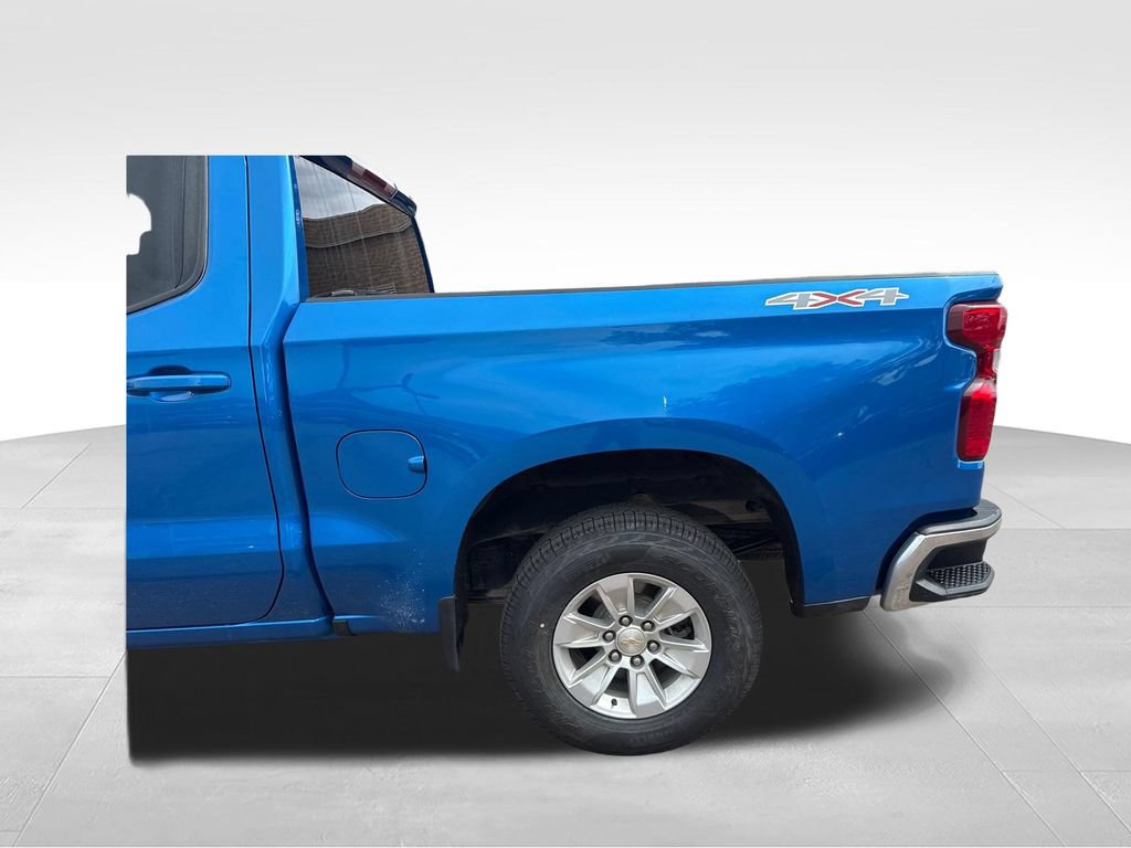 Used 2023 Chevrolet Silverado 1500 LT w/ Protection Package AWD/4WD image 34