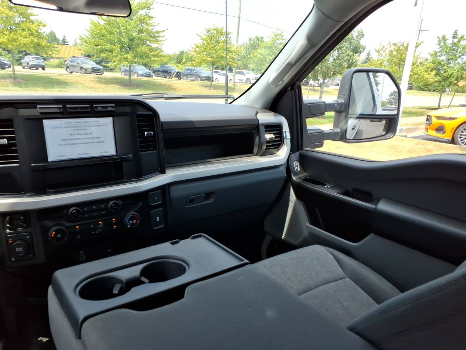 Certified 2024 Ford F250 XL w/ XL Chrome Package AWD/4WD image 6