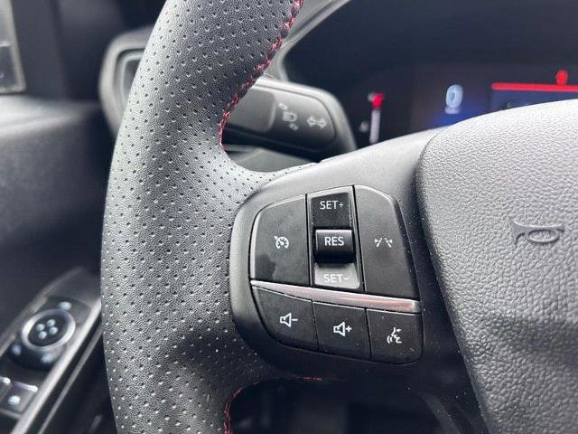 Certified 2025 Ford Escape ST-Line image 12