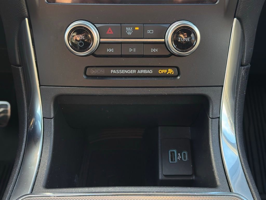 Certified 2024 Ford Edge ST w/ Equipment Group 401A image 18