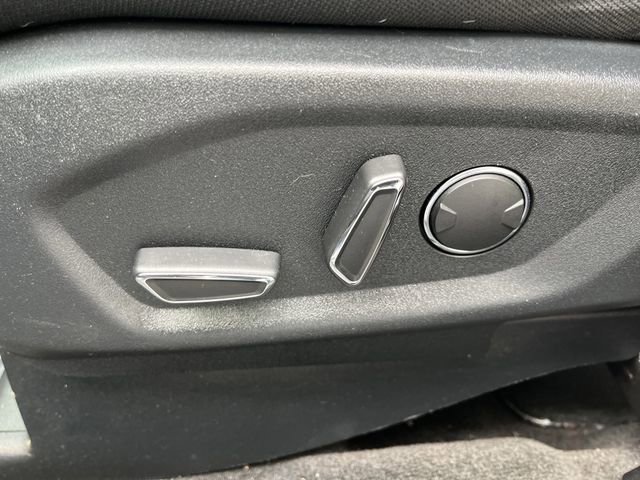 Certified 2018 Ford Explorer XLT image 13