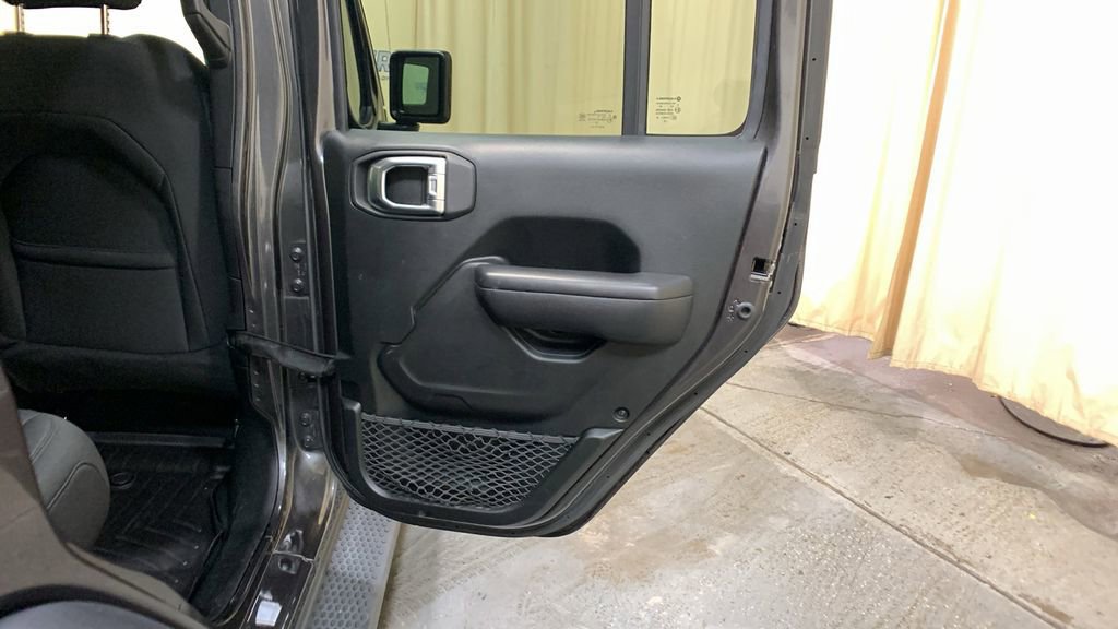 Used 2020 Jeep Wrangler Unlimited Sport S image 16