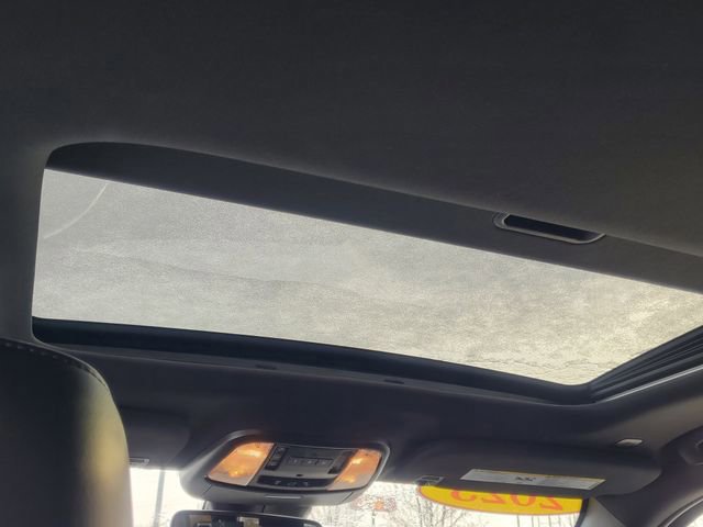 Used 2023 Dodge Durango GT image 25