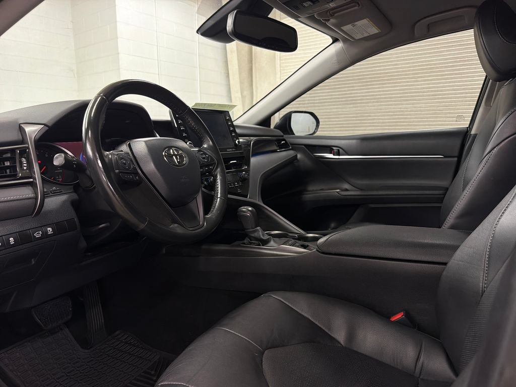 Used 2024 Toyota Camry XSE FWD image 6