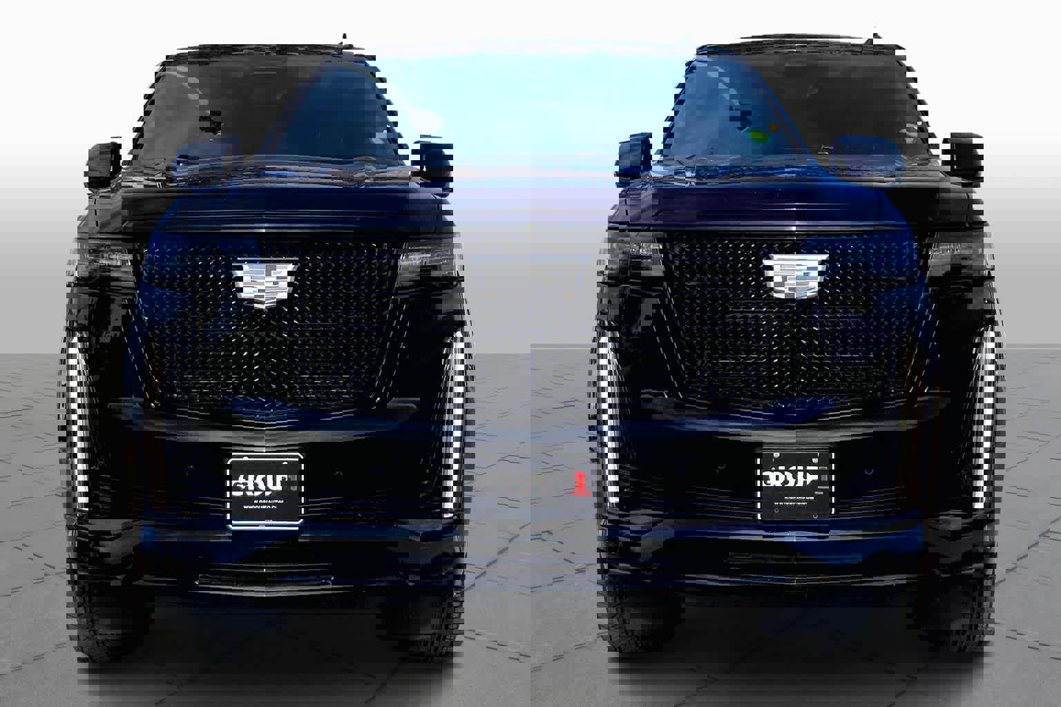 Used 2021 Cadillac Escalade ESV Sport image 3