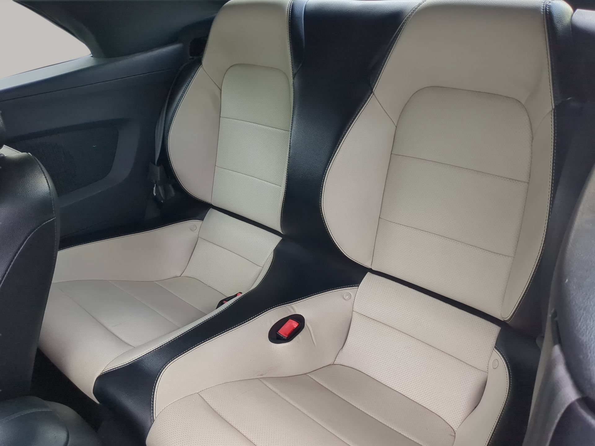 Certified 2020 Ford Mustang Premium RWD image 52