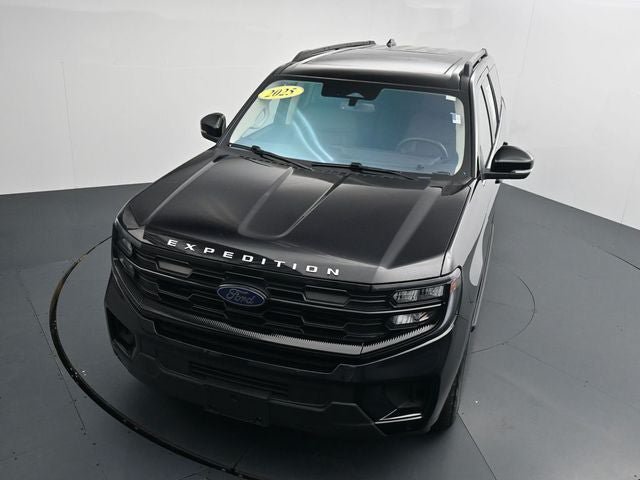 Certified 2025 Ford Expedition Max Active AWD/4WD image 21