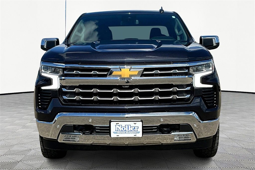 Used 2022 Chevrolet Silverado 1500 LTZ w/ Z71 Off-Road Package image 6