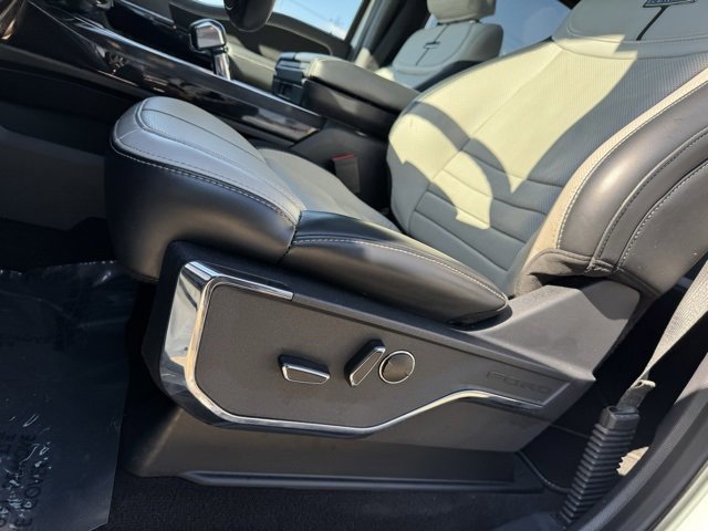 Certified 2023 Ford F150 Lightning Platinum image 38