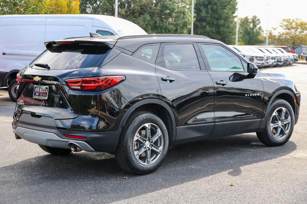 Used 2024 Chevrolet Blazer LT w/ Convenience Package FWD image 25