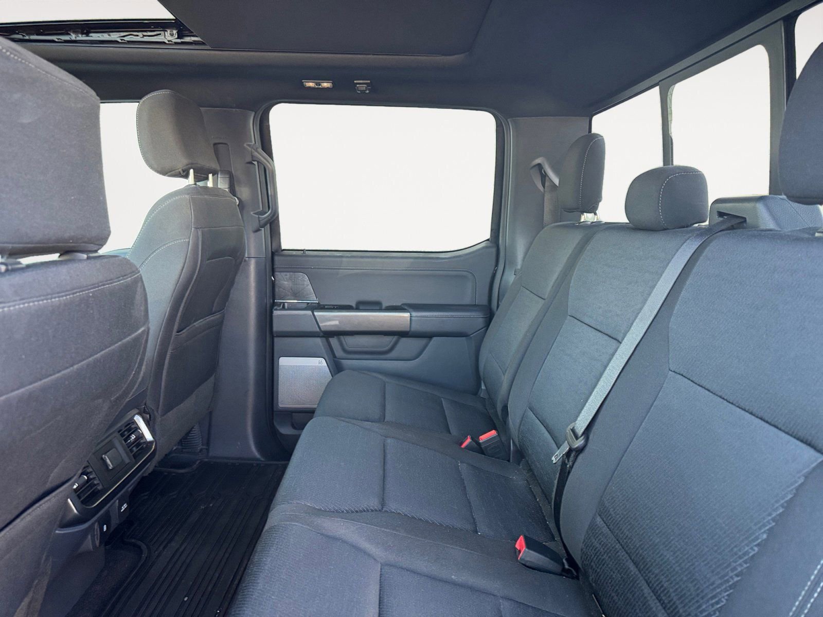 Certified 2022 Ford F150 XLT w/ Equipment Group 302A High image 13