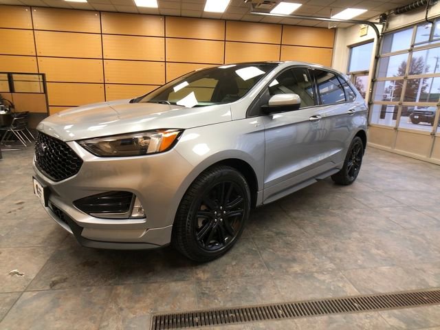 Certified 2022 Ford Edge ST-Line image 3