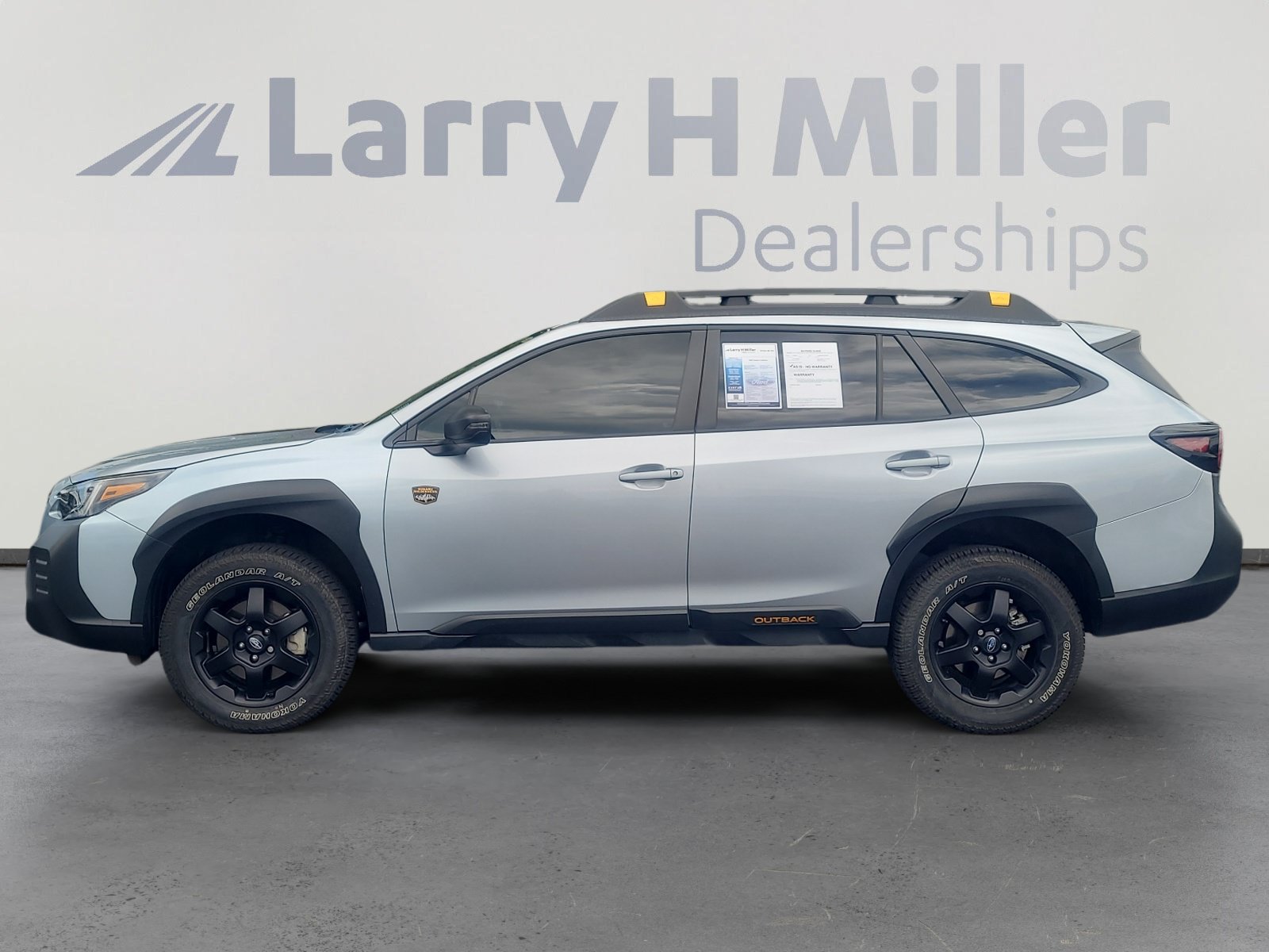 Used 2023 Subaru Outback Wilderness AWD/4WD image 2