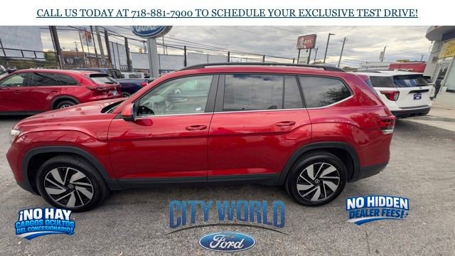 Used 2024 Volkswagen Atlas SE w/ Panoramic Sunroof Package AWD/4WD image 2