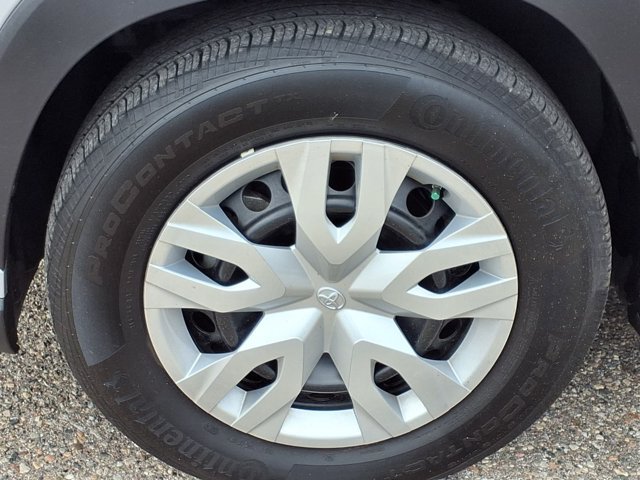 Used 2024 Toyota Corolla Cross L FWD image 22
