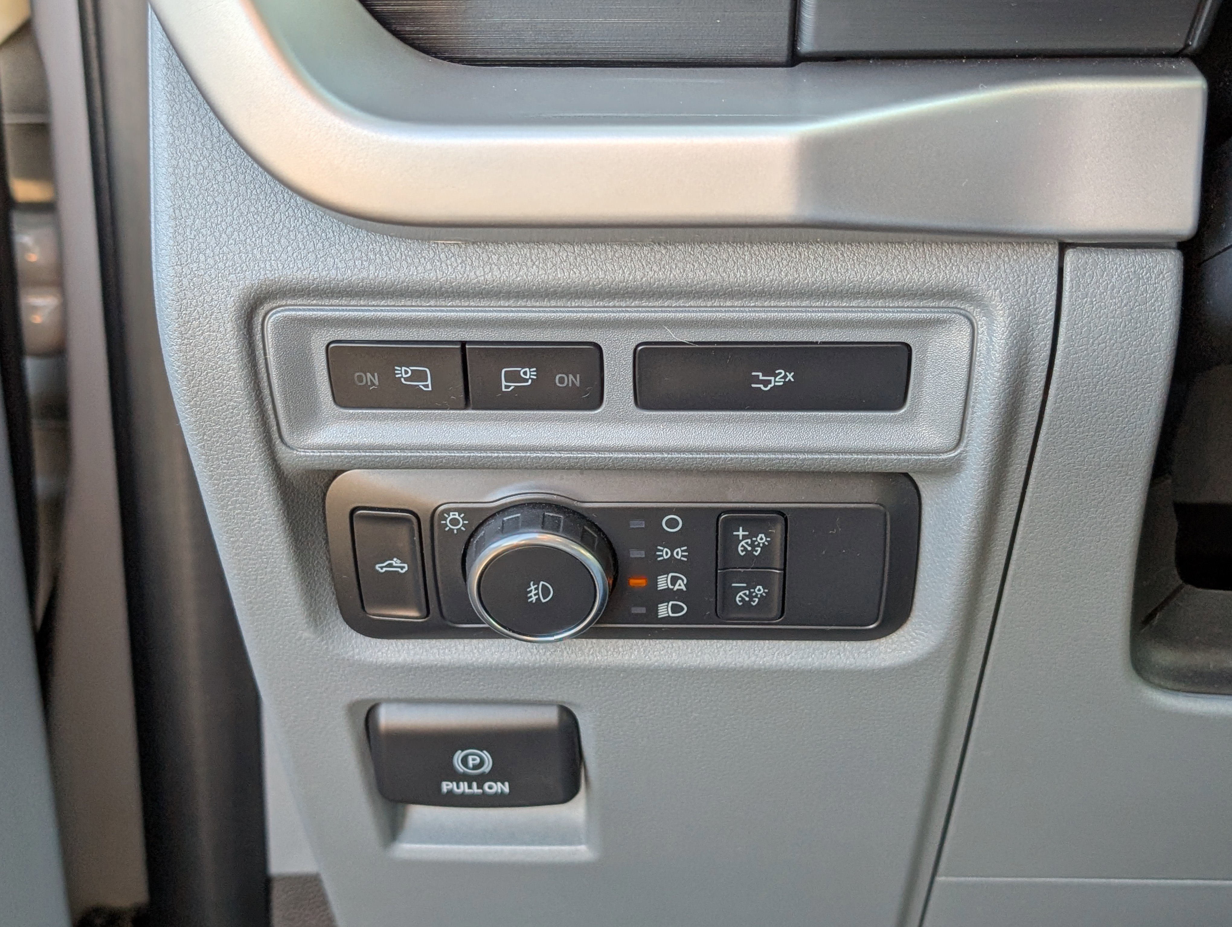 Certified 2022 Ford F150 XLT w/ Equipment Group 302A High image 21