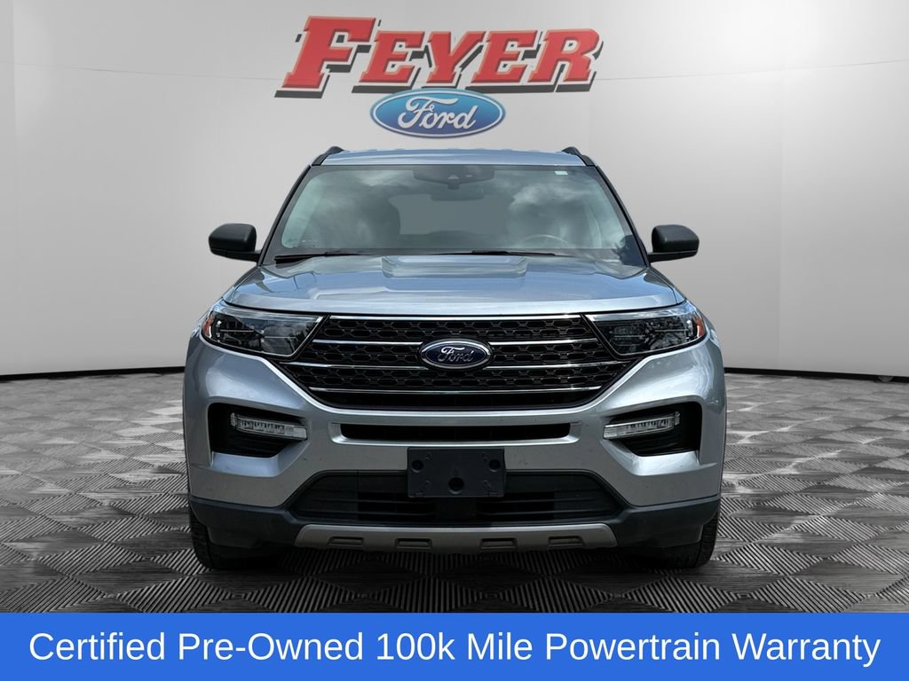 Certified 2022 Ford Explorer XLT w/ Equipment Group 202A RWD image 8
