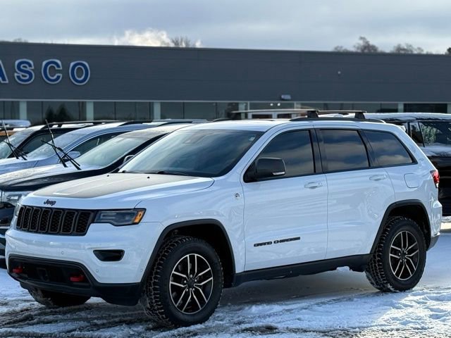 Used 2019 Jeep Grand Cherokee Trailhawk w/ Trailhawk Luxury Group image 33