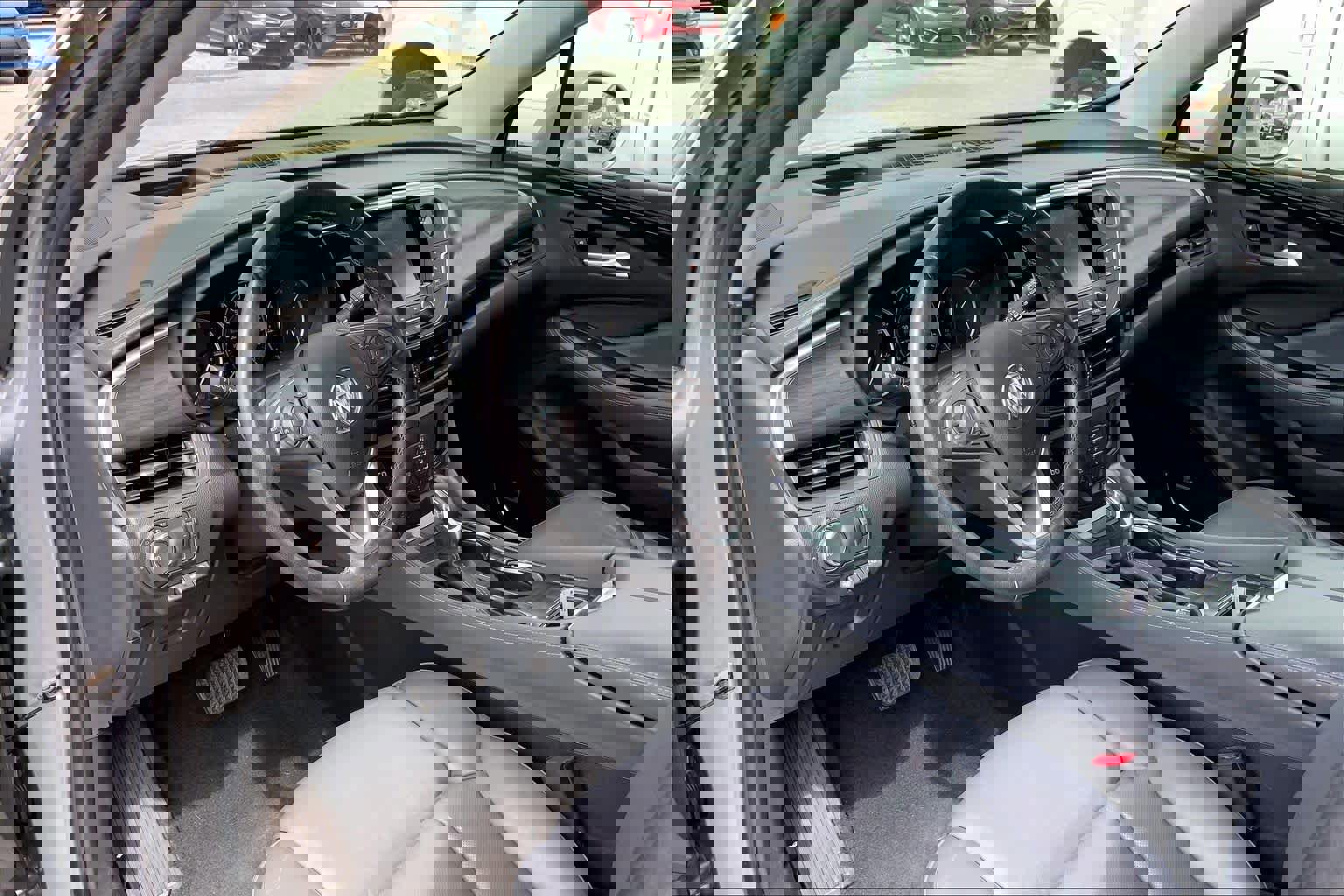 Used 2020 Buick Envision Premium w/ Driver Confidence Package image 18