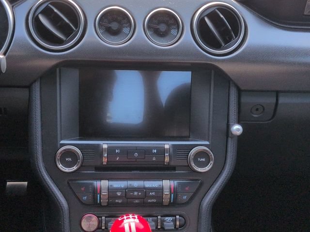Certified 2019 Ford Mustang Shelby GT350 w/ Technology Package RWD image 17