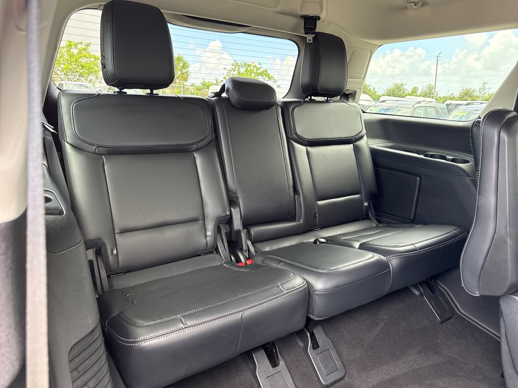 Certified 2025 Ford Expedition Platinum AWD/4WD image 32