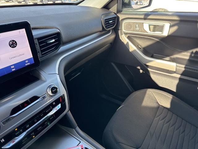 Certified 2021 Ford Explorer XLT w/ Class III Trailer Tow Package image 23