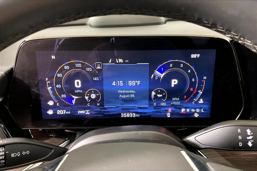 Used 2025 Chevrolet Suburban Z71 AWD/4WD image 16
